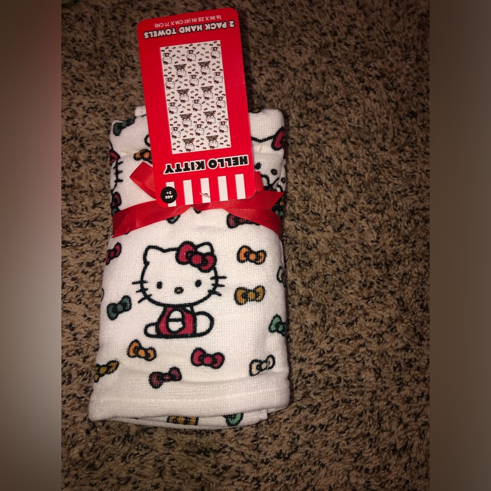 Hello Kitty Hand Towel Set